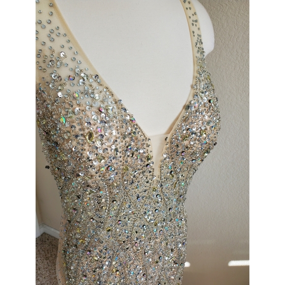 Rhinestone beaded mesh gown - Picture 3 of 15